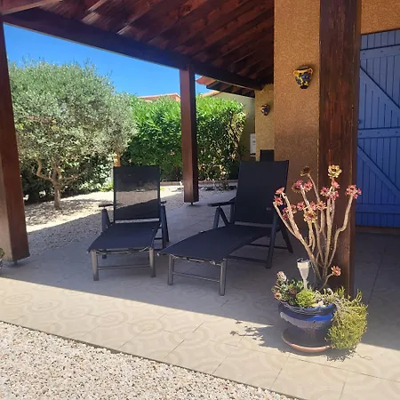 Marines Du Roussillon 78 -villa 4 Pers En Avec Piscine Et A 150 M De La Saint-Cyprien (Pyrenees-Orientales)